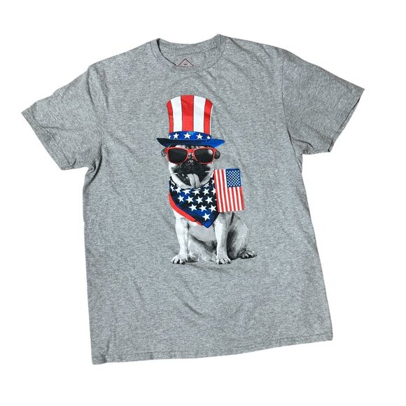 WELLWORN Los Angeles USA AMerica Pug T Shirt 4th of July Size Medium - Picture 1 of 5